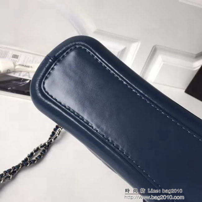香奈兒CHANEL2018年新款V格 Chanel Gabrielle 霧霾藍鏈條流浪包 DSC2065
